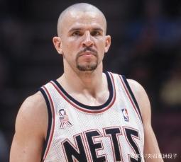 更是在关键 更是在关键