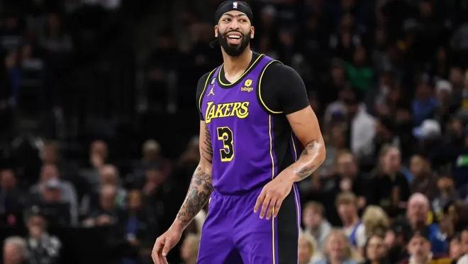 键时刻站出 键时刻站出