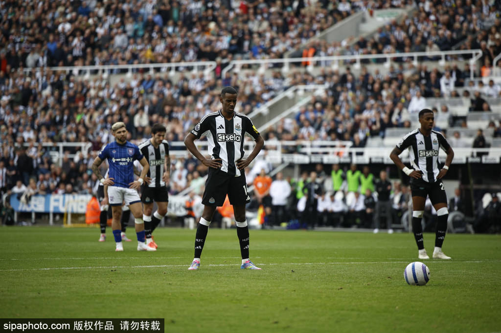 西王男篮必 西王男篮必