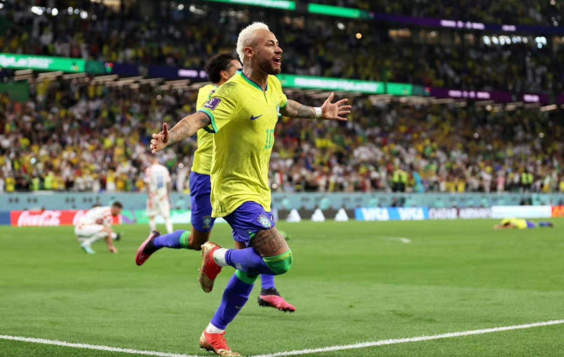 综合来看 综合来看